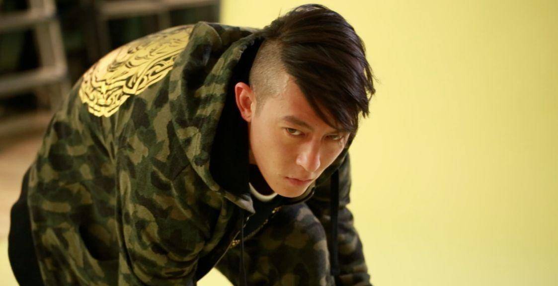 陈冠希被问能否转账300元?对方亲民秒回:起码要三亿_瓦萨_网友_视频