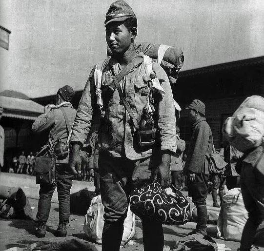 二战后,日本军人回到本土后,受到了何等待遇?