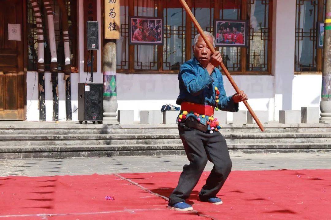 新华乡：歌曲齐欢，阿昌族“阿露窝罗节”演绎浓重民族风情