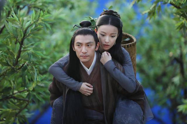 这额饰居然是画的!_张震_倪妮_演技