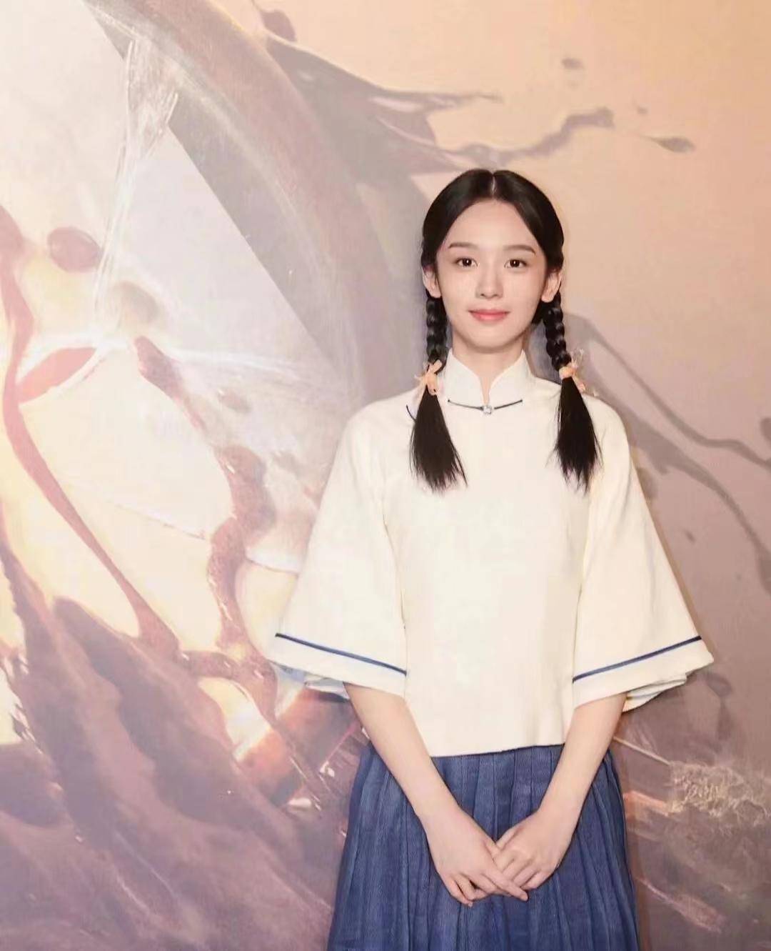 看刘亦菲,赵露思…演绎美丽_造型_民国_学生装