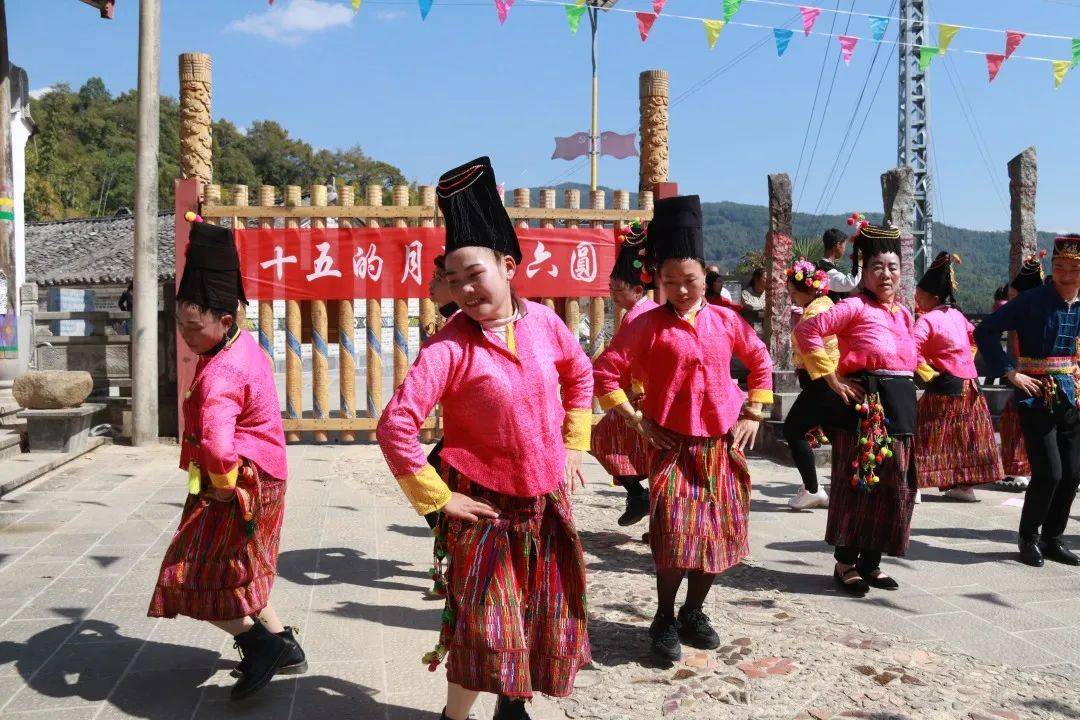 新华乡：歌曲齐欢，阿昌族“阿露窝罗节”演绎浓重民族风情