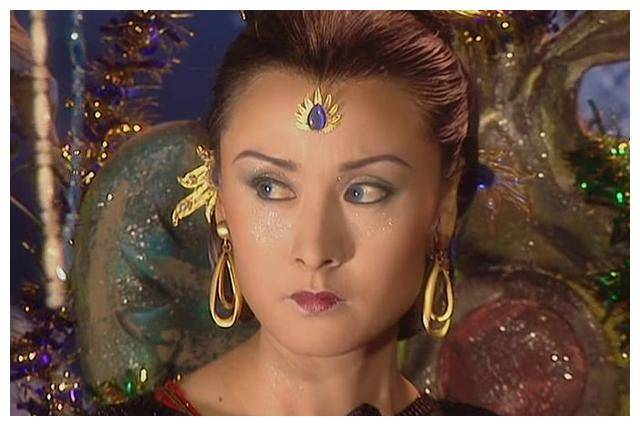 《西游记》导演"骗"了我们37年,龙宫原来是用鱼缸拍的?