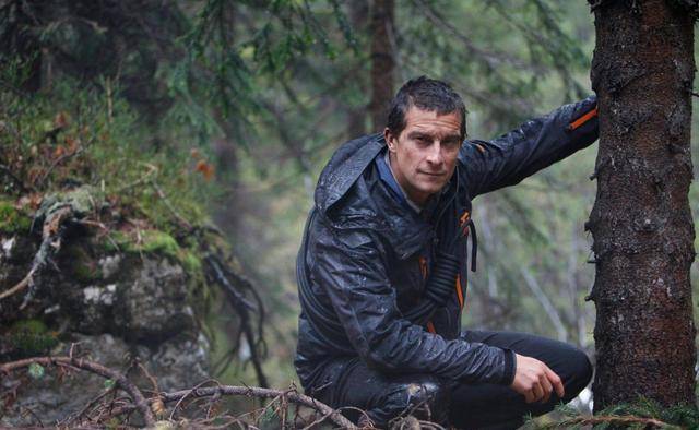 英国探险家贝爷荒野求生从死里逃生21次,感慨快50岁力不从心_节目