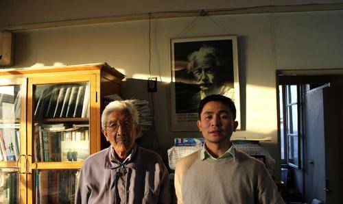 1957年,"反右运动"开始.