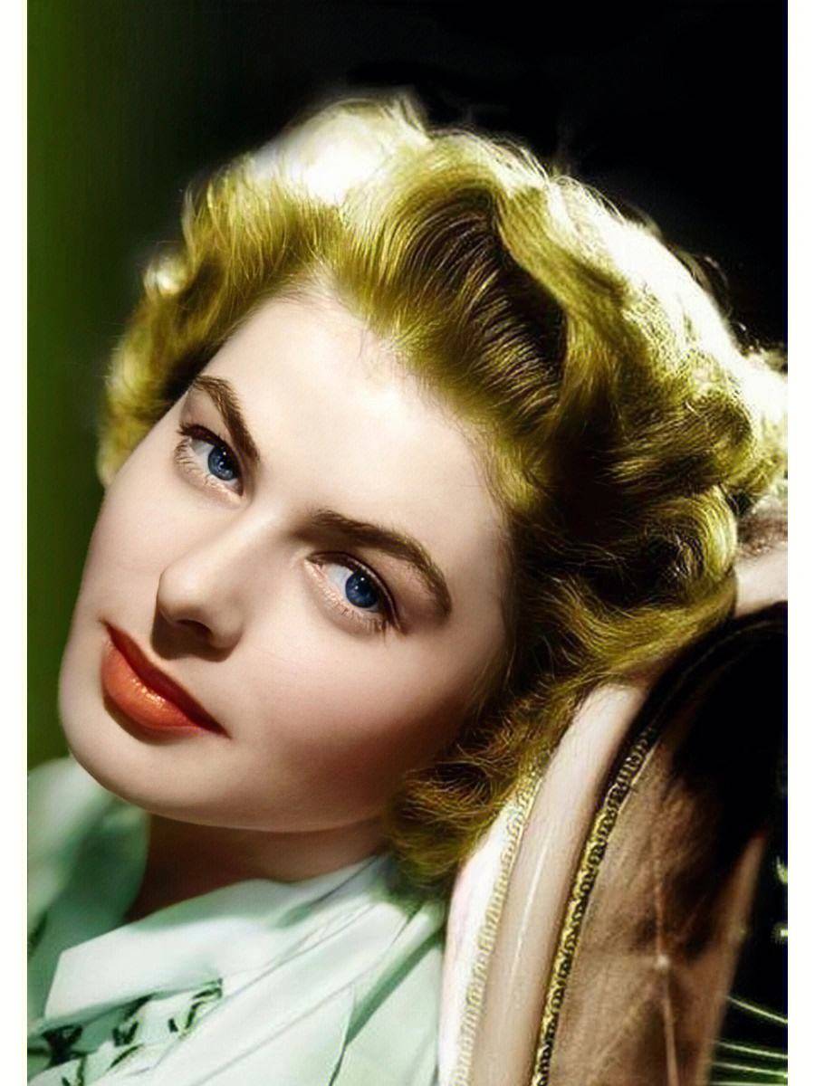 "好莱坞第一美女"有很多,比如奥黛丽·赫本,玛丽莲·梦露等等都曾被人