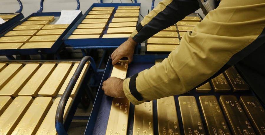 减持美债,并提前从国外运回黄金后,事情又有新变化_储备_银行_金库