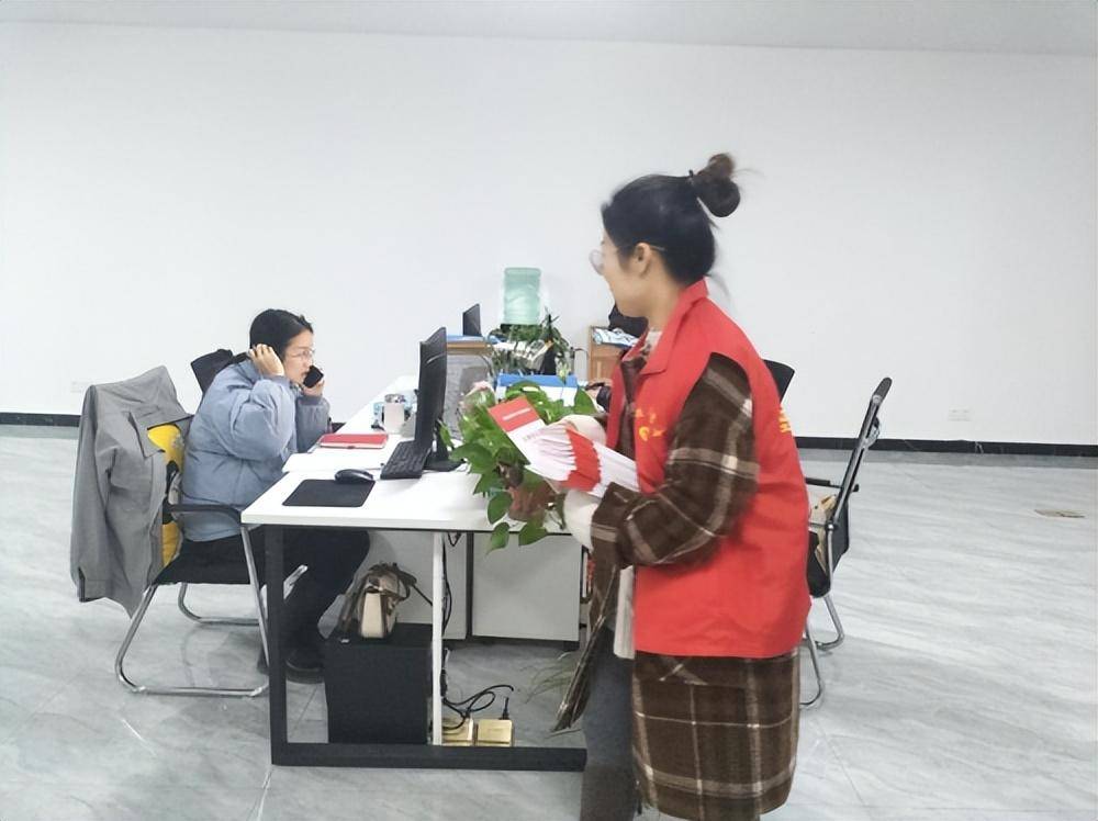 固始县阳关街道开展“送法进企业”普法宣传活动(图5)