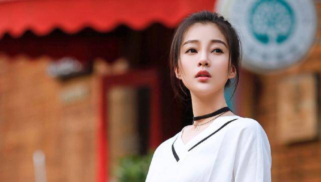 《特种兵之火凤凰》中的开心果,代言过cf,如今再次与徐佳搭档_电视剧