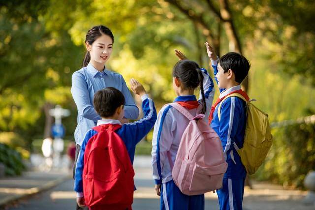 一篇读懂（免费师范生千万不要读）免费师范生都免什么费用 第1张