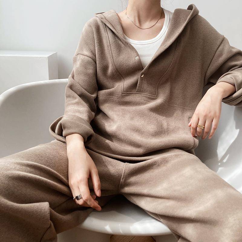 原创
适合日常生活场景的邻家小姐姐风格，5套穿搭供你参考插图4