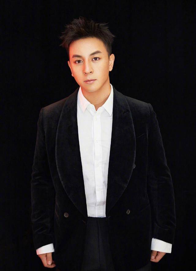 30岁释小龙不跟达叔,郝邵文重聚,原来是为了给杨洋当配角?