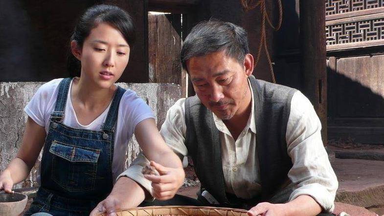 "樊志起:因请假和导演尤小刚起争执,回家后倒地身亡_艺术_妻子_态度