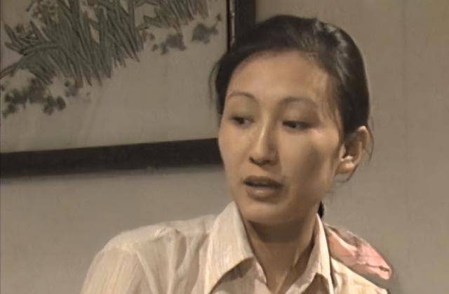 丁芯:当红演员嫁给打杂的赵宝刚,陪老公成名,40岁生子有笑有泪_孩子