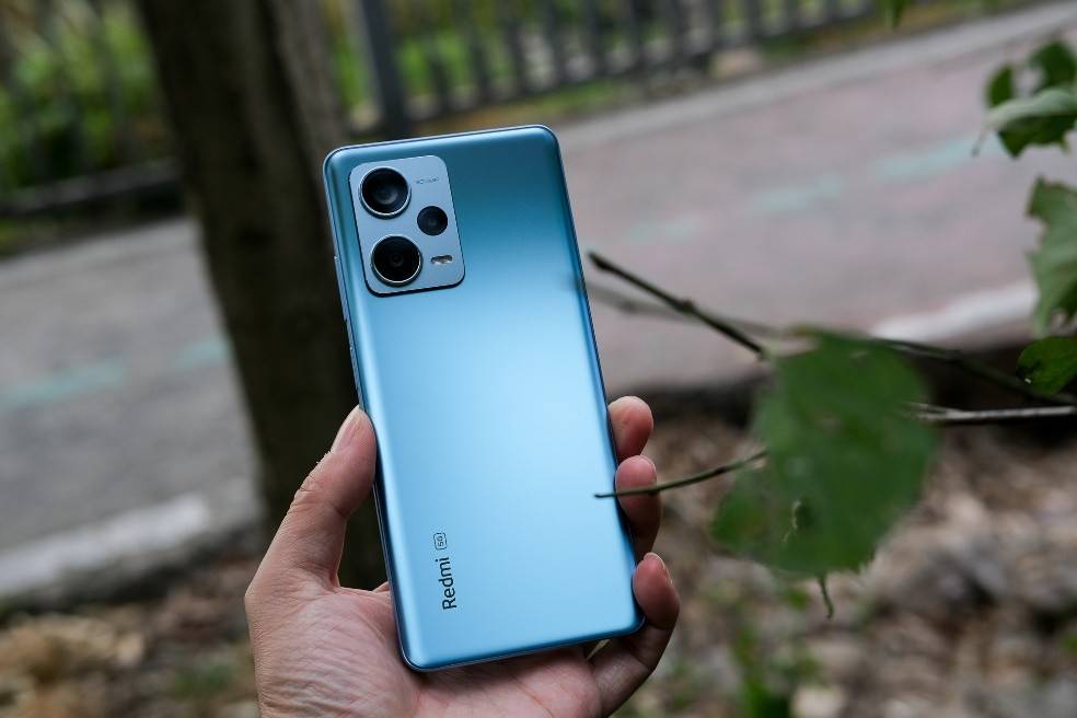 原创
            刘强东太猛了：索尼IMX766+OIS防抖+5000mAh，跌至1499元！1