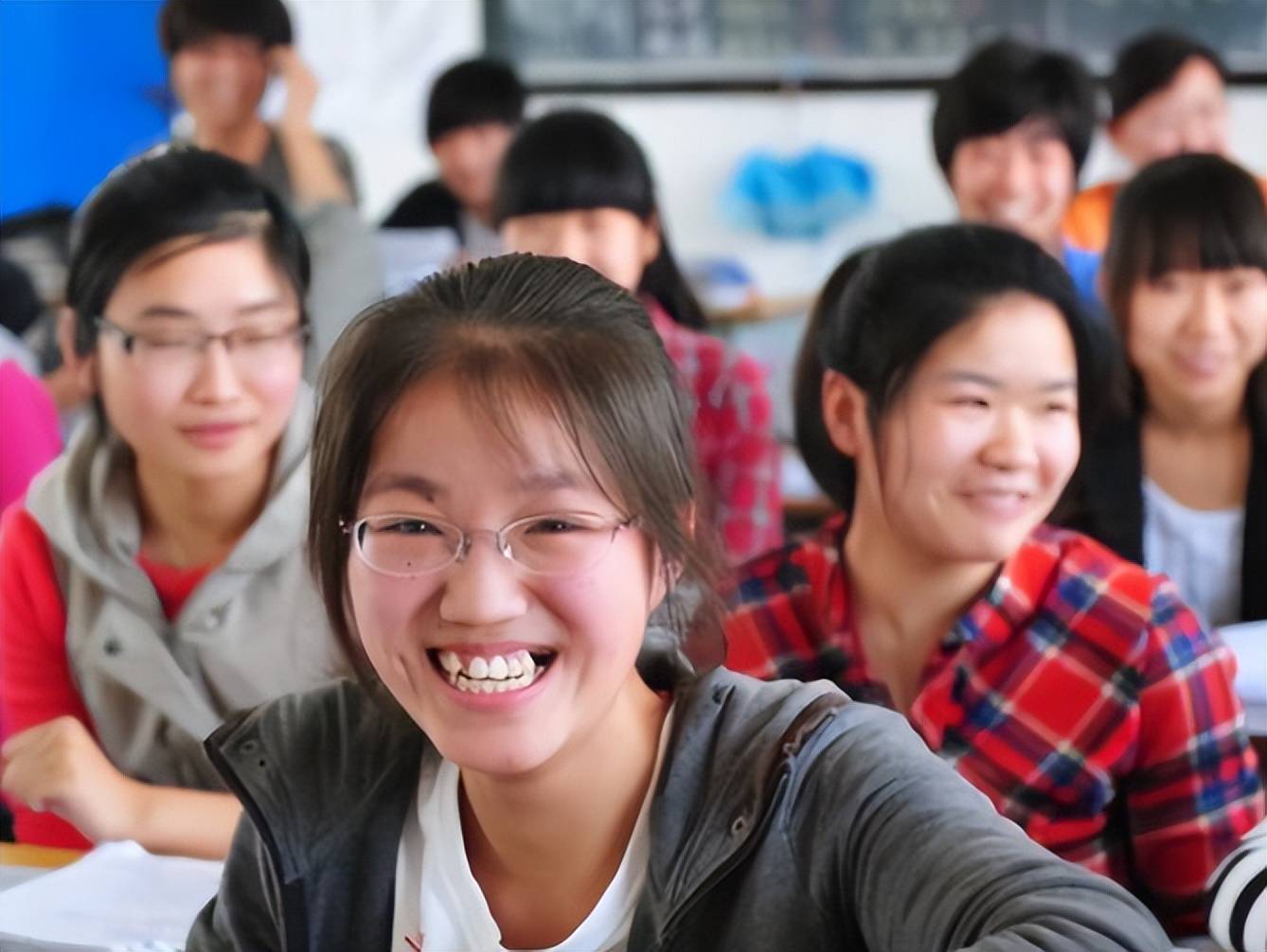 初三学生因成绩差被学校劝退