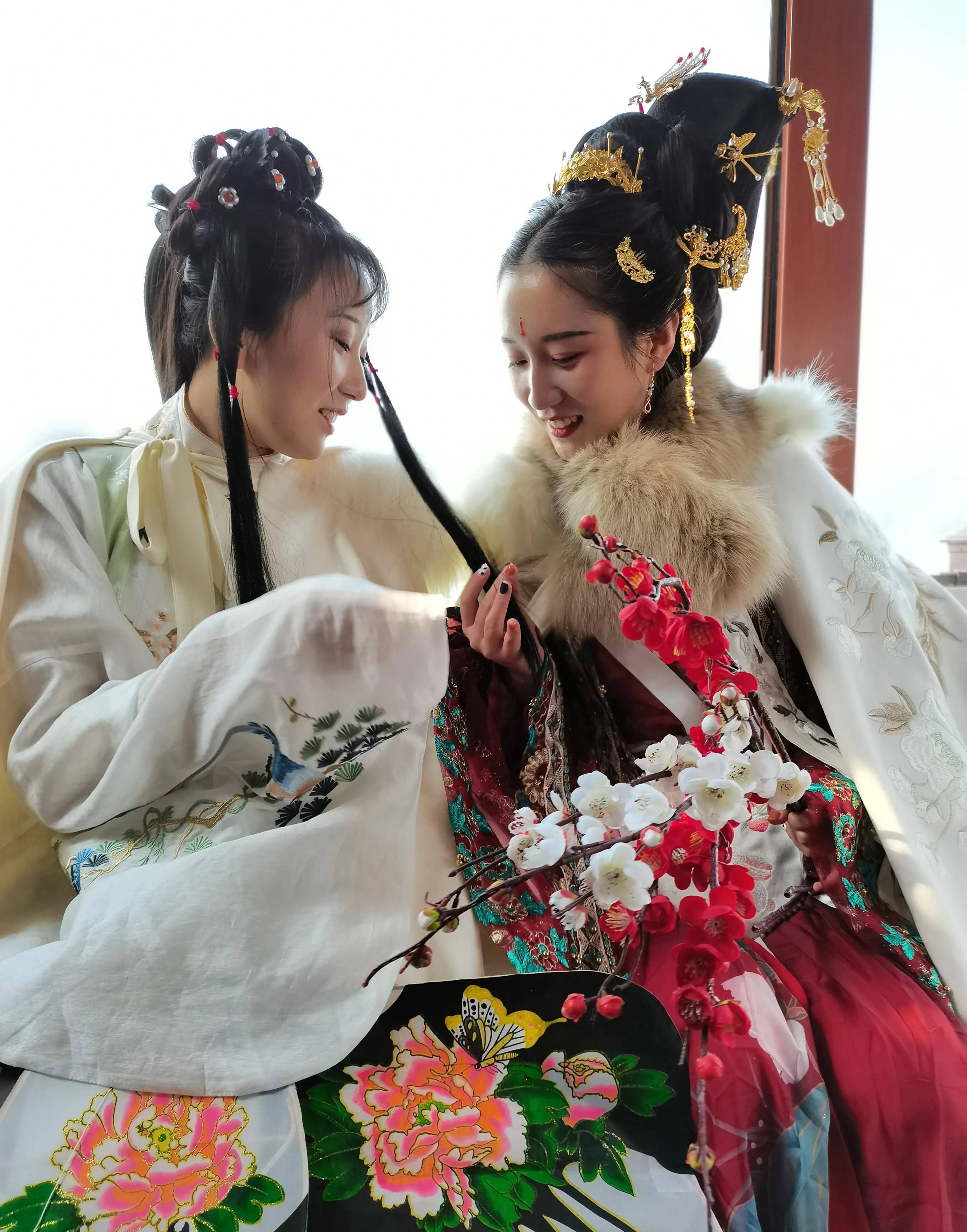 这位麻豆貌似天上掉下一个林妹妹,惟妙惟肖.