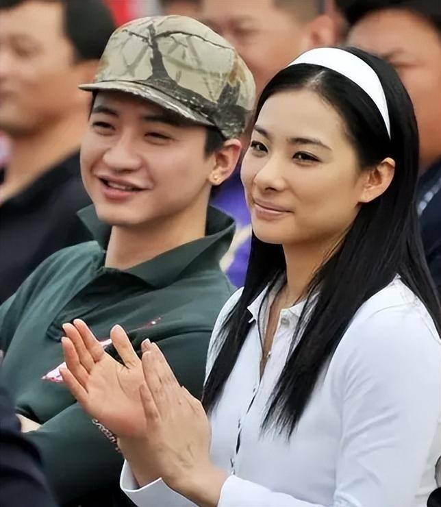 43岁奥运冠军刘璇近况,嫁入豪门被宠成千金女,如今