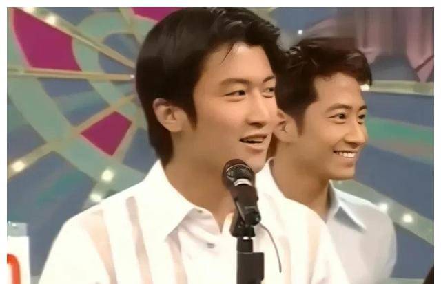 没想到孙耀威这么帅啊!谢霆锋颜值这么高竟被孙耀威给比下去了.