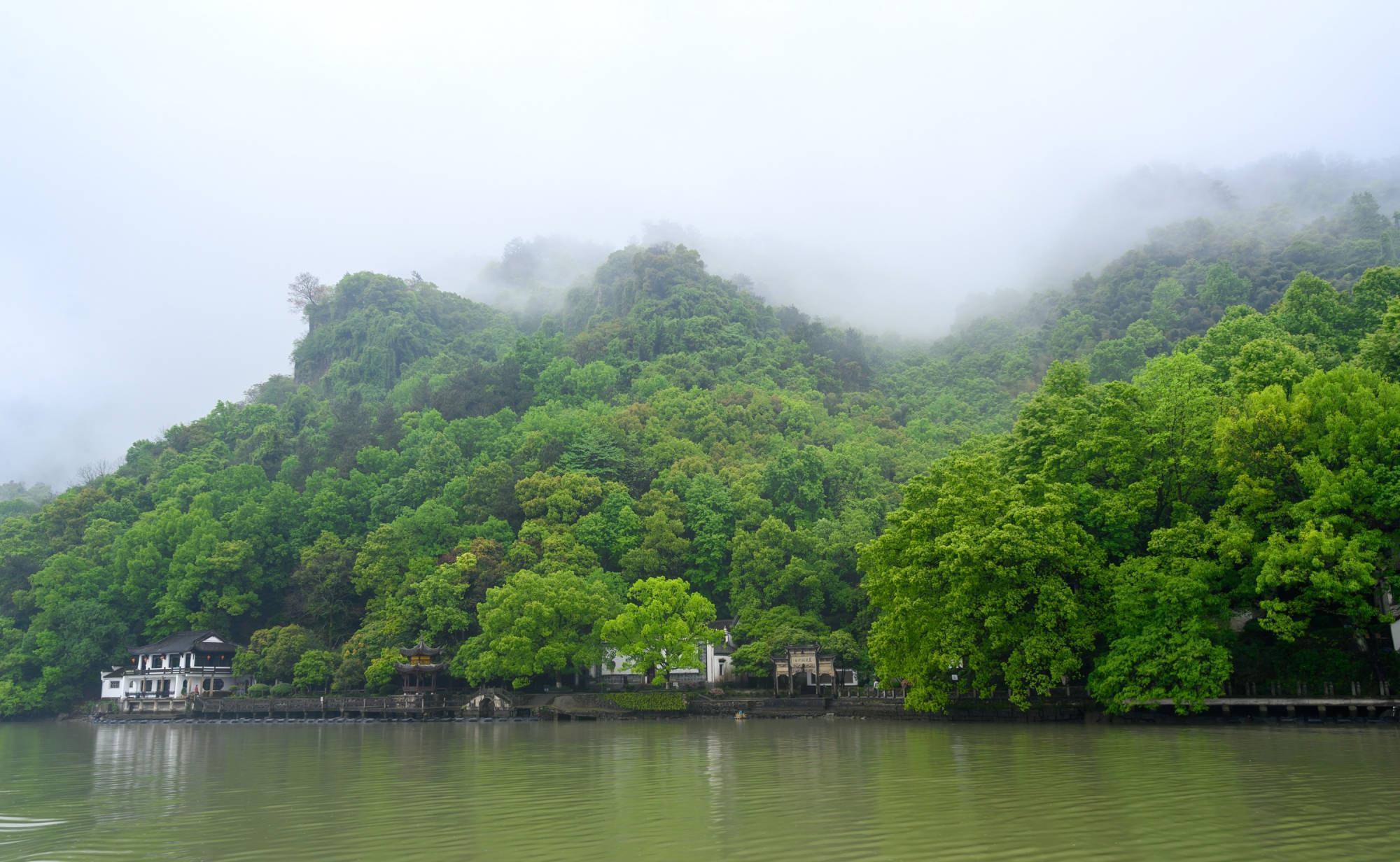 桐廬嚴子陵釣臺,富春江上山水風光的精華,鄧超孫儷也曾來此遊玩_燕子