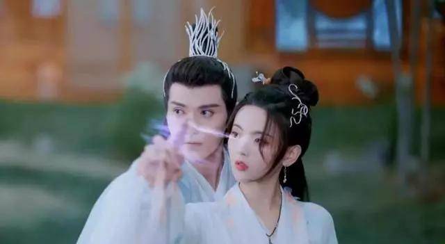 忍了杨超越的五官乱飞,忍不了八年了还炒冷饭_师徒_剧情_作品