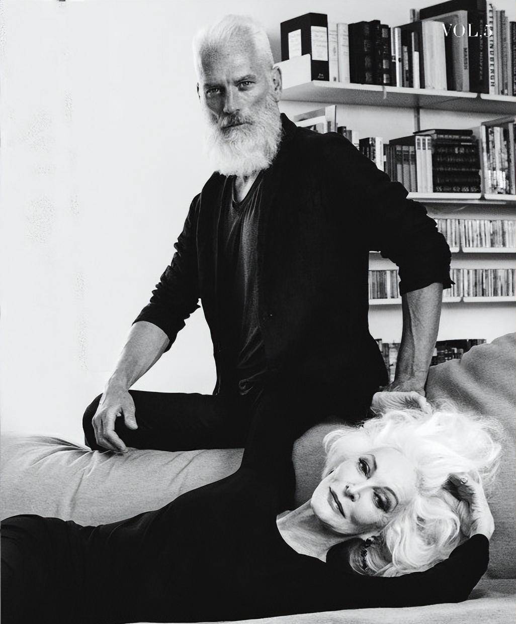 名模卡门:91岁赤身裹白床单,大长腿迷人,自嘲拥有"死亡之吻"_生活