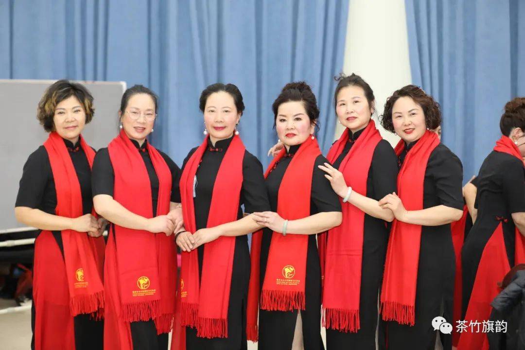 重庆市永川区旗袍文化协会第二次会员大会成功召开_周霞_协会会长_周