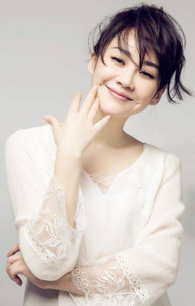 女神唐艺昕产女,那些年酒窝上能与其平分秋色的,都是绝色_笑容_网友