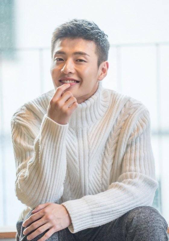 他们是韩国90后大势男演员_电视剧_演技_同年