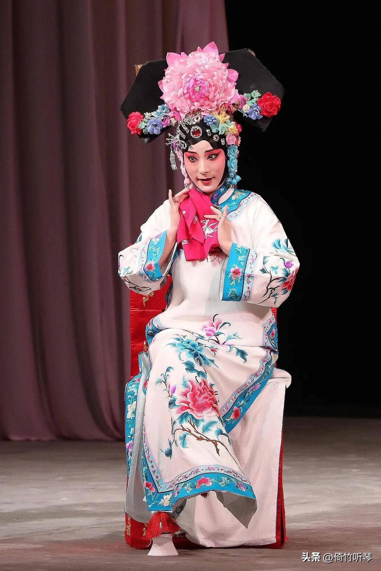 2000年京剧优秀青年评比展演获奖演员一句评.
