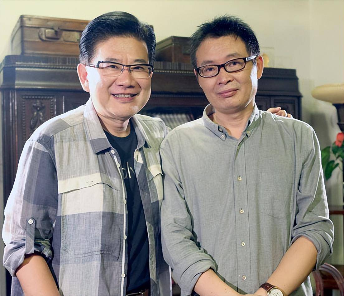 "谍战之父"麦家:55岁生3胎,父亲和儿子让他心痛落泪_妻子_工作_长篇