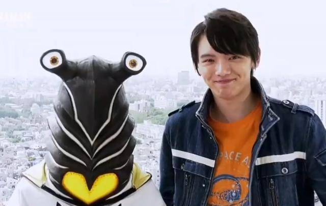 泽塔奥特曼:赛文加和捷德奥特曼官方介绍遇到事情不能坐以待毙_小陆