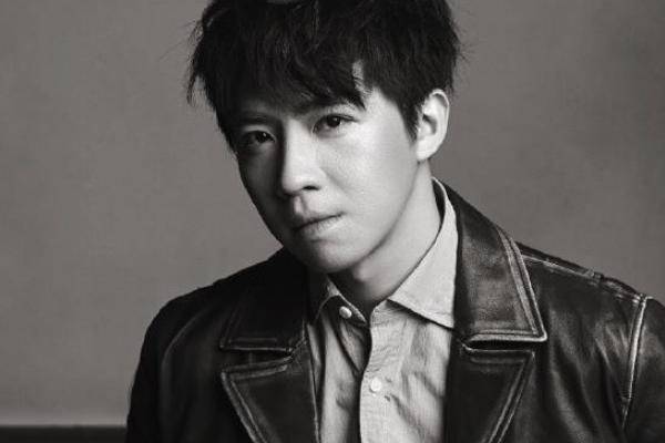 最近俞灏明在微博上晒出了几张照片,让大家发现俞灏明的颜值回到了