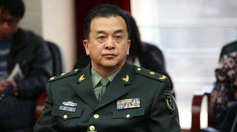 國家一級演員黃宏,享少將軍銜上午停職下午帶走,真相不簡單!