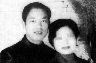 湖北"第一悍匪"谢先荣覆灭记_桑塔纳_警方_手枪