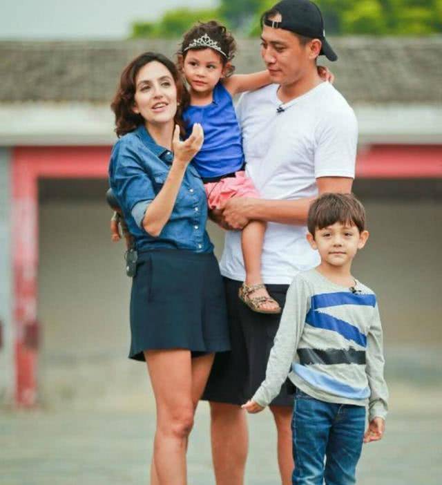 为了照顾病重的妻子,3年不拍剧,虽妻子很苍老,仍不离弃_刘烨_事业