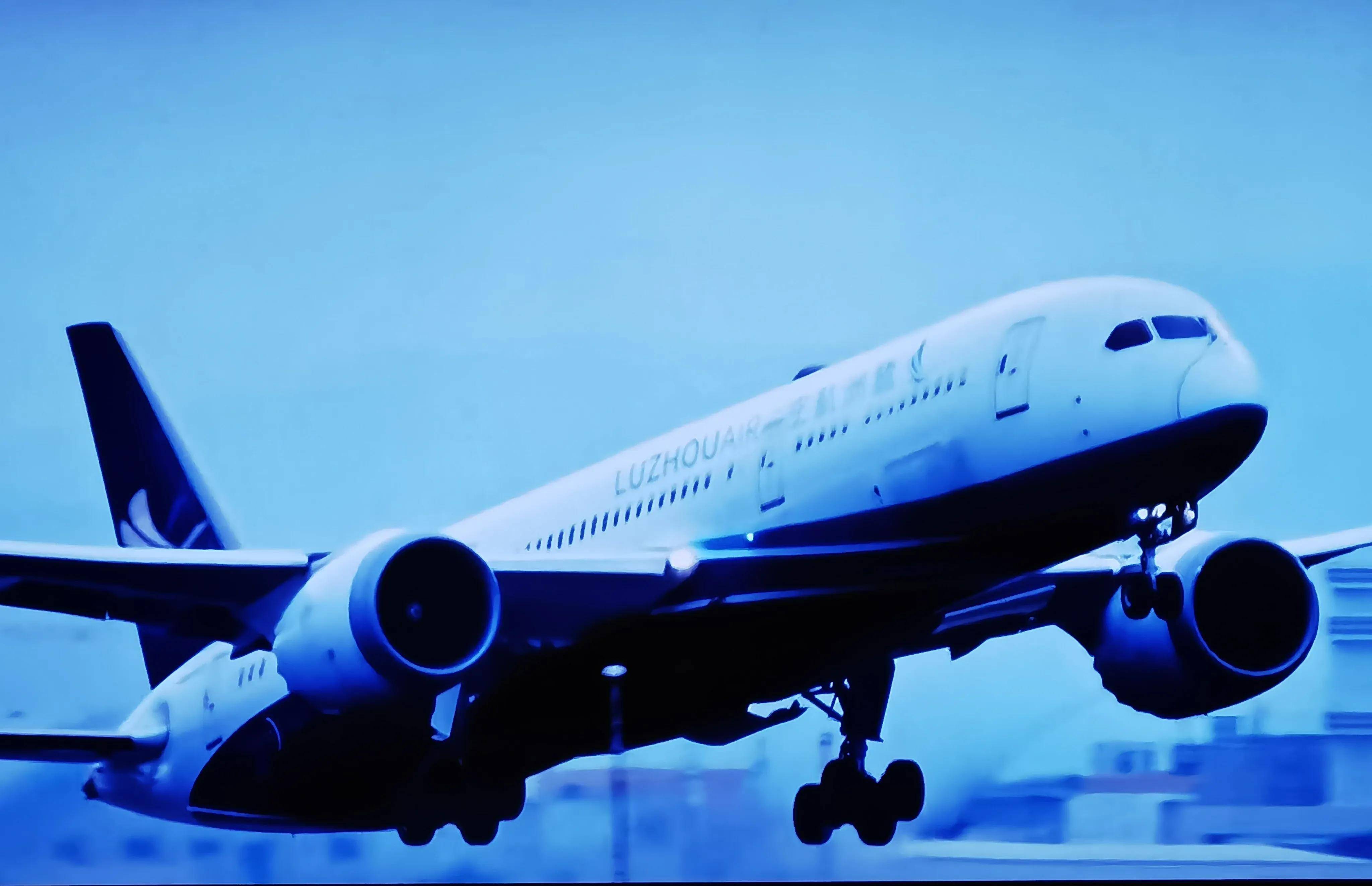 《向风而行》的角色思考之一:顾南亭_飞行员_职业化_观众