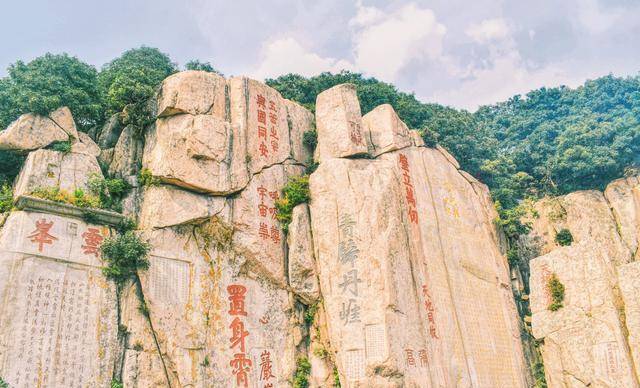 三山五嶽是中國八座名山,但不一定能準確說出,因有的名氣並不大_華山