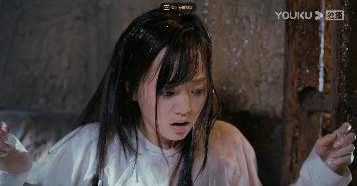 好久没见过这么惨的女主了,各种被折磨,首饰服装比