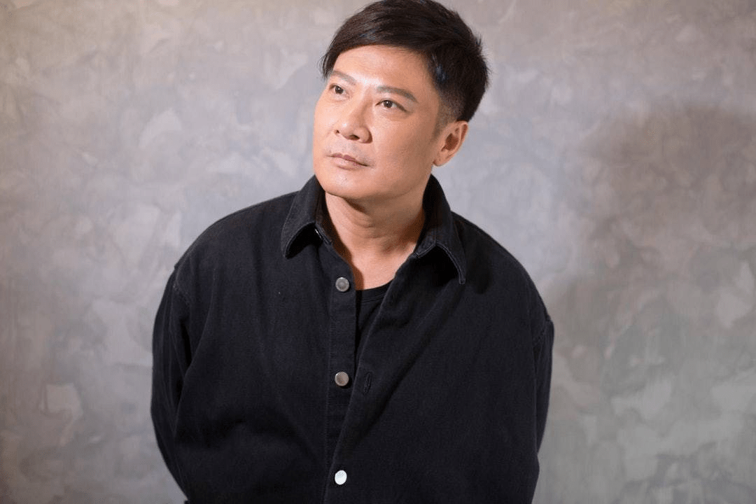 tvb艺人钱嘉乐打街坊?他的太太汤盈盈回应来了_钱小豪_哥哥_老公