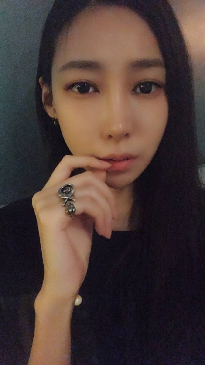 陆瑶:我就是那个模特,李荣浩离开我以后,他就没有好听的歌了_杨丞琳