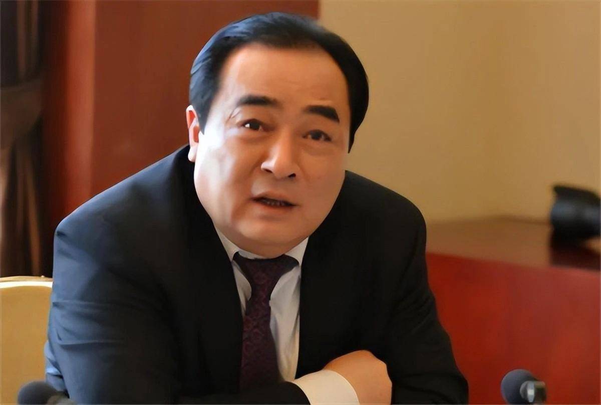 河北钢铁富豪孙纪木:身家260亿,儿子网聊出轨,离婚前转移股权_孙翔