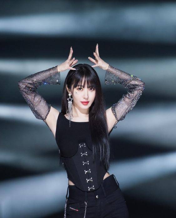 《吐槽大会5》李菲儿pk金莎意外上热搜,潜台词影射ba