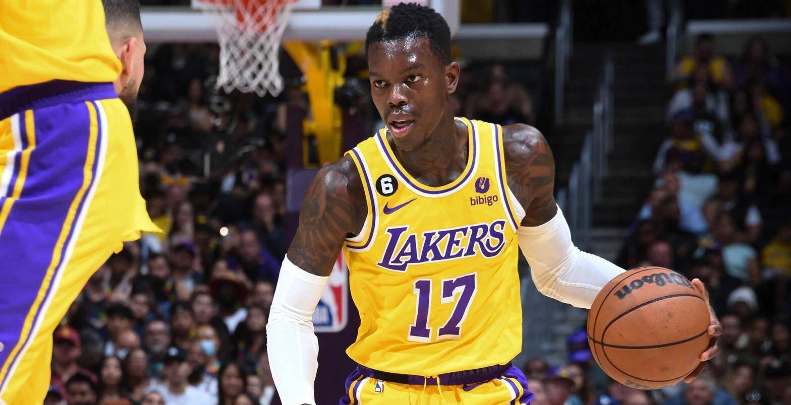 湖人官方发布伤病报告 施罗德成疑詹眉大概率出战 雄鹿米德尔顿复出