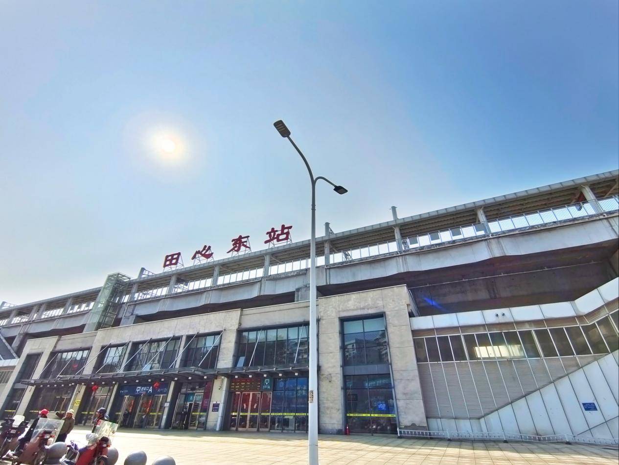 田心东站首先,值得一提的是,时代馨园位于千亿轨道城内.
