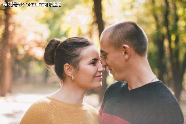 梦见朋友妻子容颜老去,探索梦境背后的深层含义 梦见朋友妻子容颜老去,探索梦境背后的深层含义