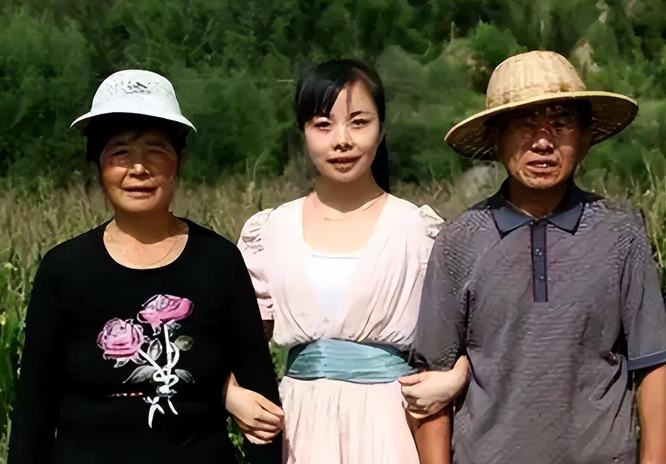 歌手王二妮:我这辈子最正确的决定,就是在34岁为普通丈夫生儿子_李飞