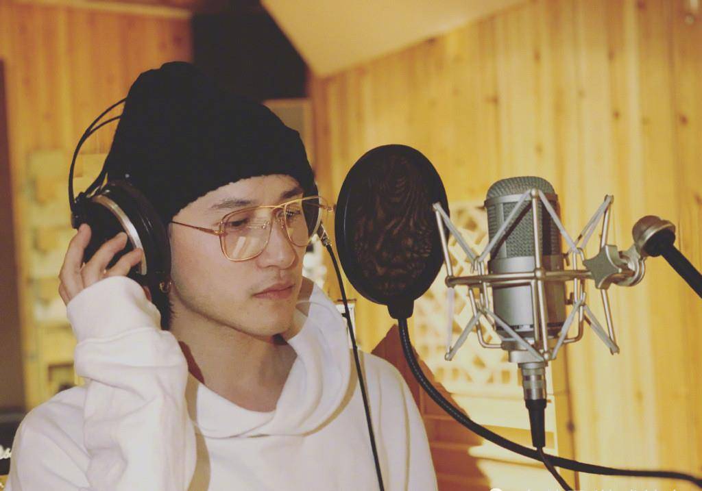 药水哥抛弃周淑怡,与古阿扎分手,如今为女粉出头手撕刘洲成?