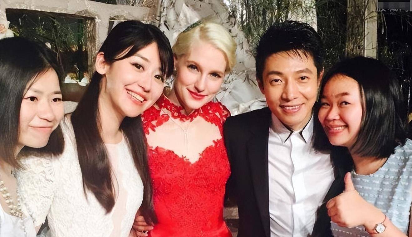 撒贝宁称婚姻无望,没意思,混血儿女才3岁,妻子李白合照似外人_孩子