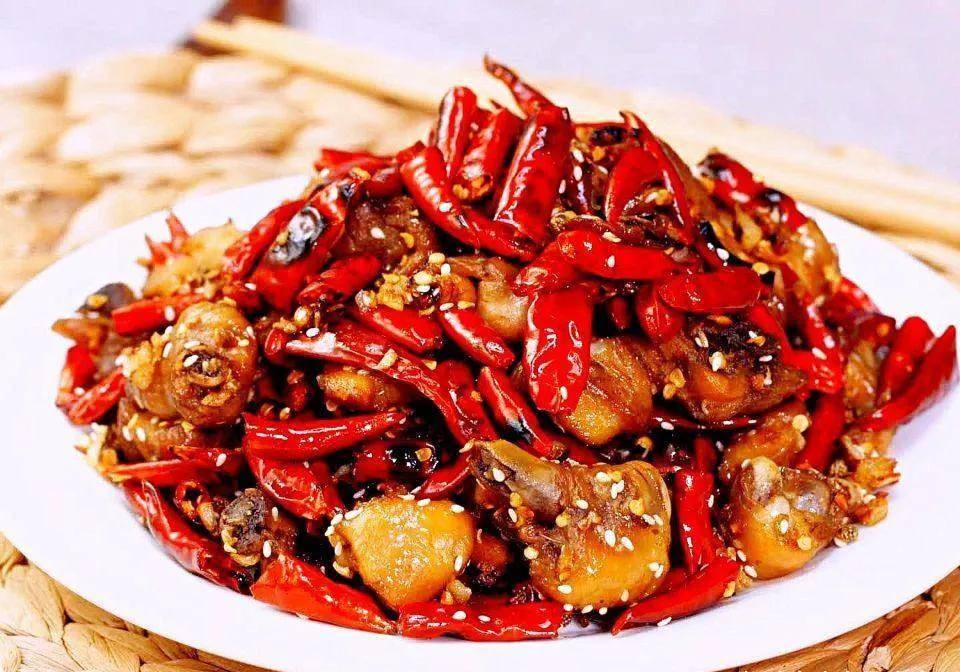 中国八大菜系之一的湘菜,盘点湖南人最爱吃的15道湘菜,它们又辣又爽口